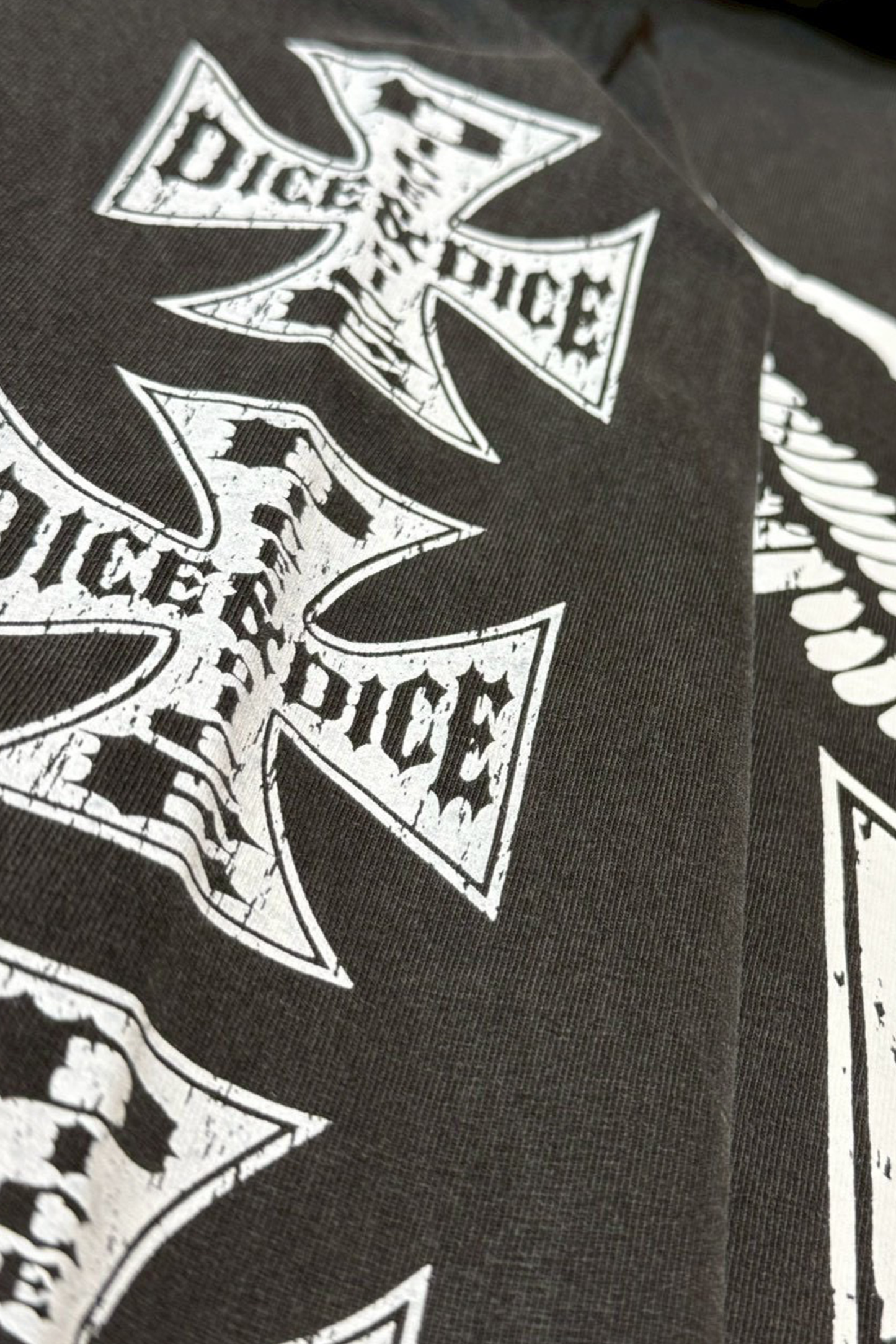 DICE & DICE EAGLE IRON CROSS LONG SLEEVE Tee